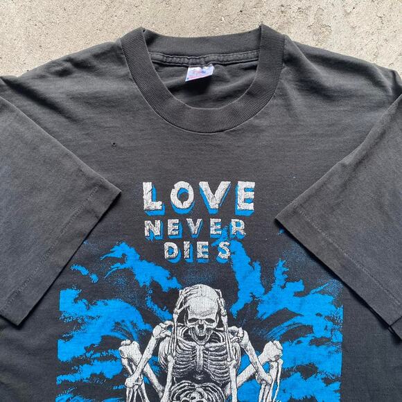 Sickest distressed 1991 love never dies tee - Picture 2 of 8